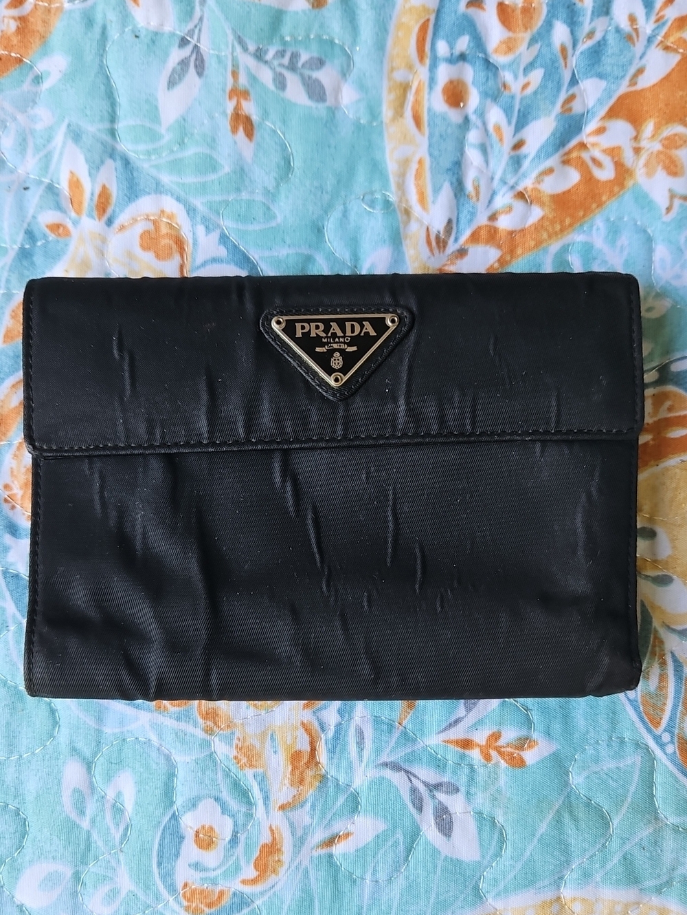 Prada Vintage Classic 💯 Authentic Luxury Black Nylon Foldover Clutch Wallet